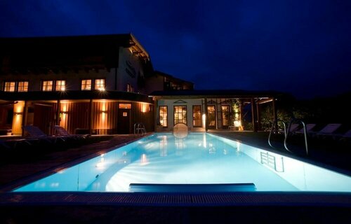 Hotel Krimmlerfälle, Забронировать Отель Отели Циллерталь Арены с бассейном, Бассейн