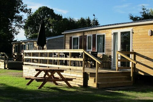 Swecamp Jägersbo - Camping & Stugor, Réserver Camping Camping et glamping à Gotaland, Camping