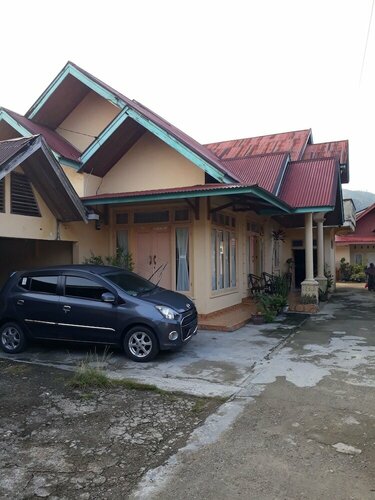 BUMiMi HOMESTAY, Prenota Hotel Painan Sumatra