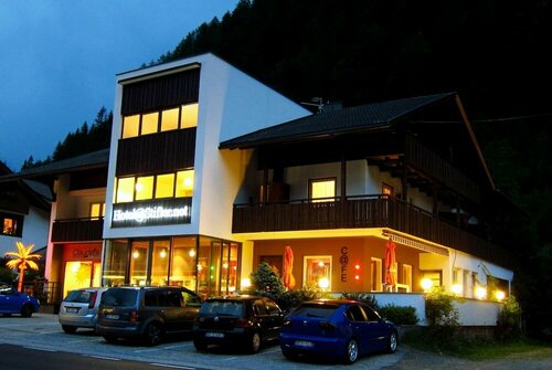 Hotel Stifter, Rezervovat Hotel Lutago Valle Aurina