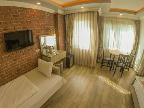 Meydan Suites, Забронировать Отель Отели Стамбула с парковкой, рядом с Турецкие бани Джагалоглу, Парковка