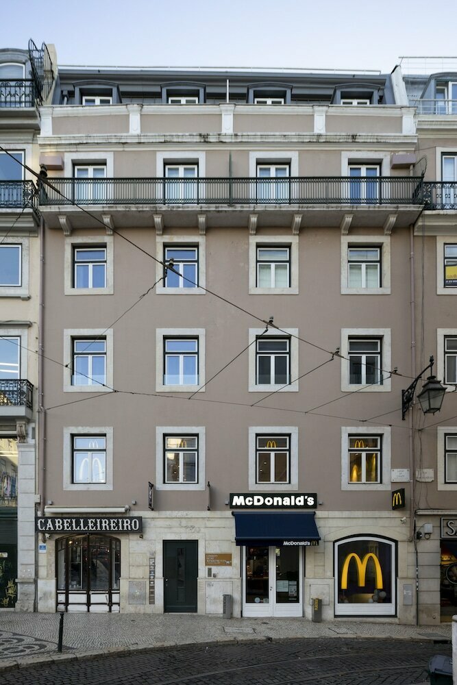 Lisbon Best Apartments, площадь Шьяду