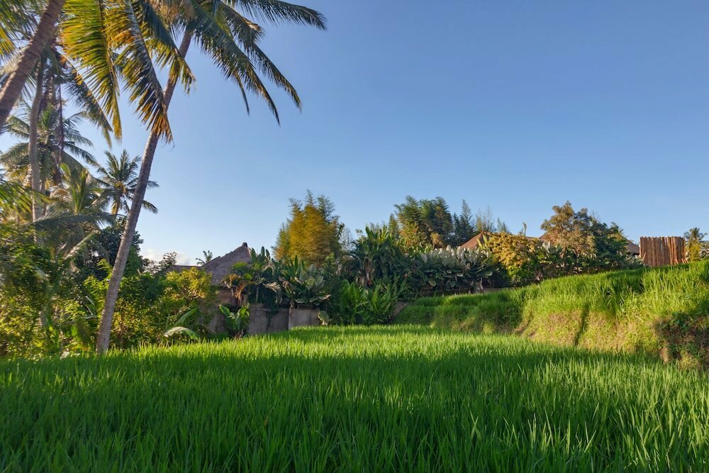 Anusara Luxury Villas