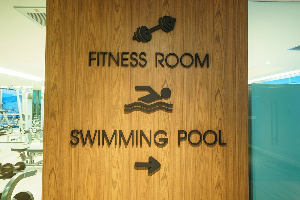 New Season Square Hotel