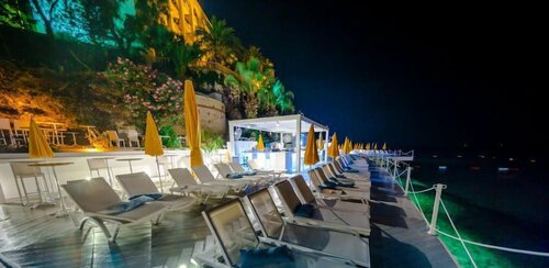 ‪Marti Beach Hotel‬, Забронировать Отель Отели Кушадасы 4 звезды, 4*