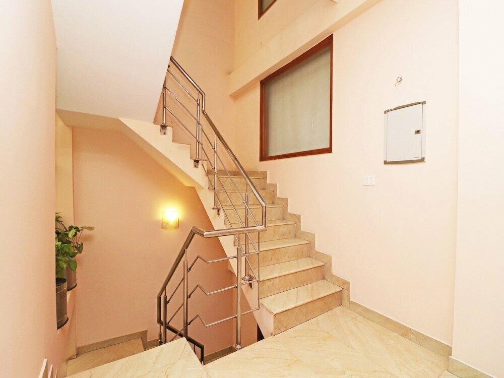 Oyo 338 New Paradise C/o M/s Smart Office Solutions