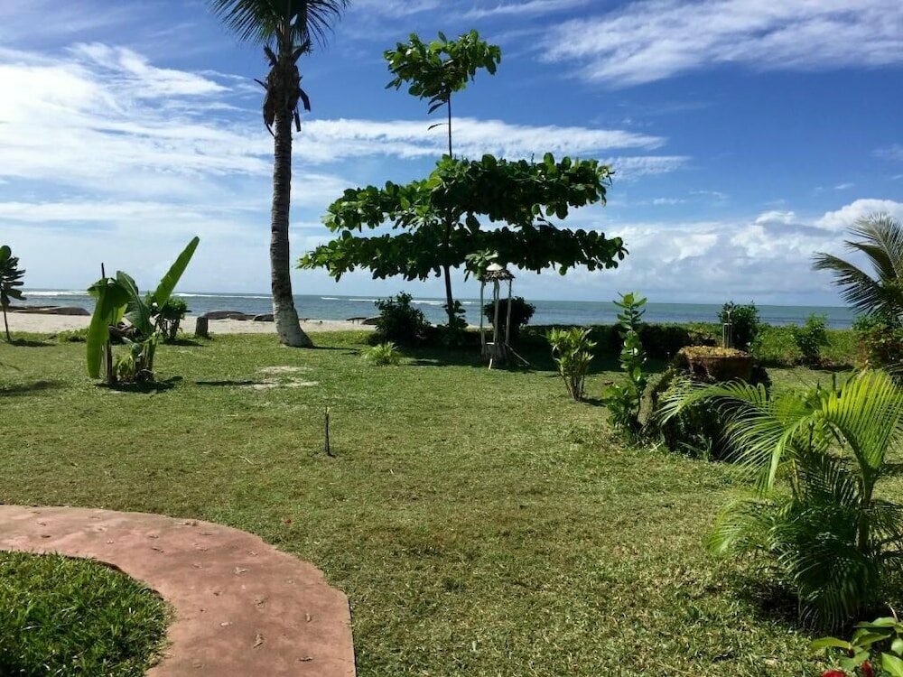 Hôtel Lodge La Pirogue Mahambo