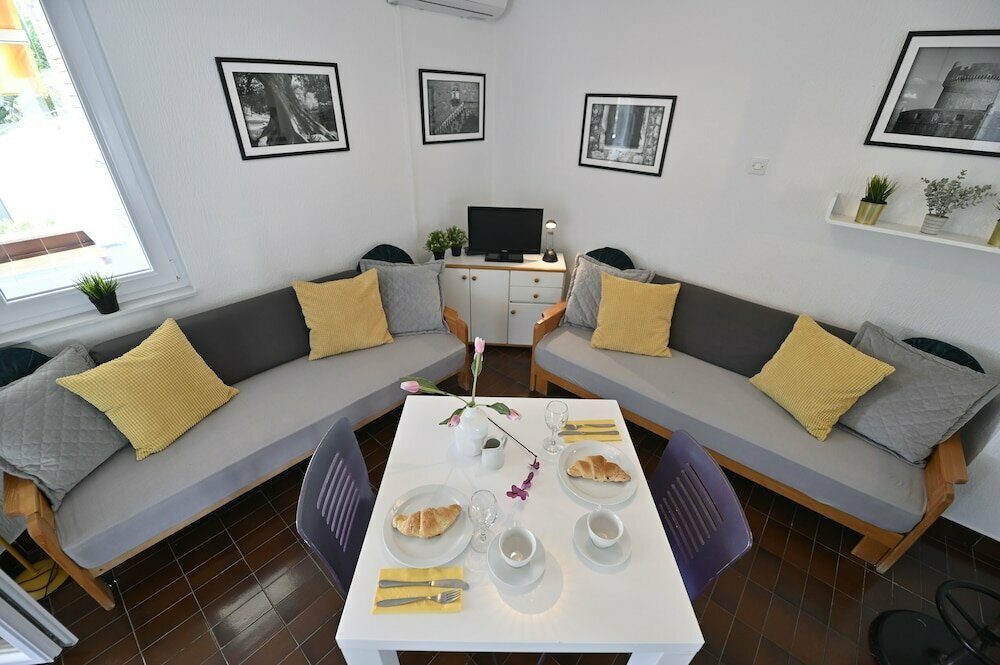 Apartments Adela II