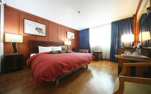 Uljin Baekam Springs Hotel, Забронировать Отель Онджонг Южная Корея
