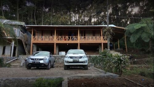 Villa Bidadari, Rezerwuj Willa Hotele w Citaringgul z Parkingiem, Parking
