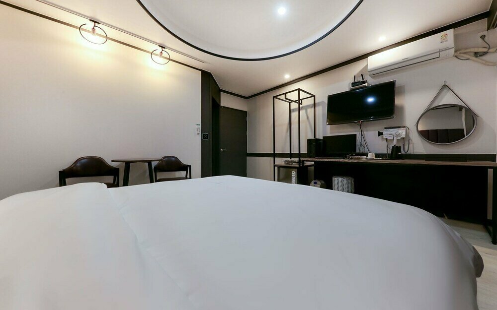 Best In City Hotel