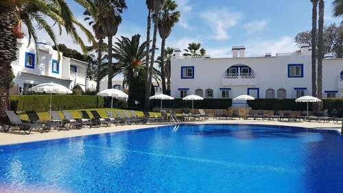 Pestana Palm Gardens, Забронировать Апарт-отель Карвоэйру Барловенто