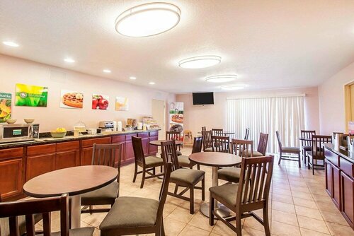 Quality Inn & Suites Vancouver, 予約 ホテル バンクーバー Willamette Valley