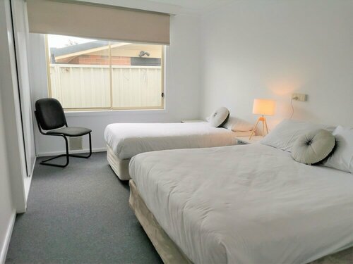Bathurst Explorers Motel, Забронировать Мотель Батерст Central West NSW, рядом с Boundary Road Reserve