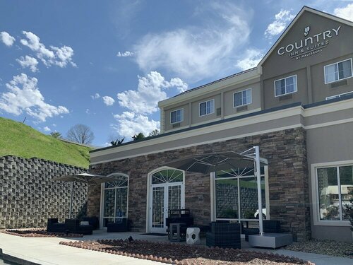 La Quinta Inn & Suites by Wyndham Downtown Asheville, Забронировать Отель Ашвилл Аппалачи