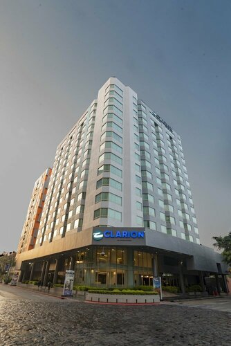 Hotel Clarion Suites Guatemala, Prenota Hotel Zona 10 , vicino a La Aurora Zoo
