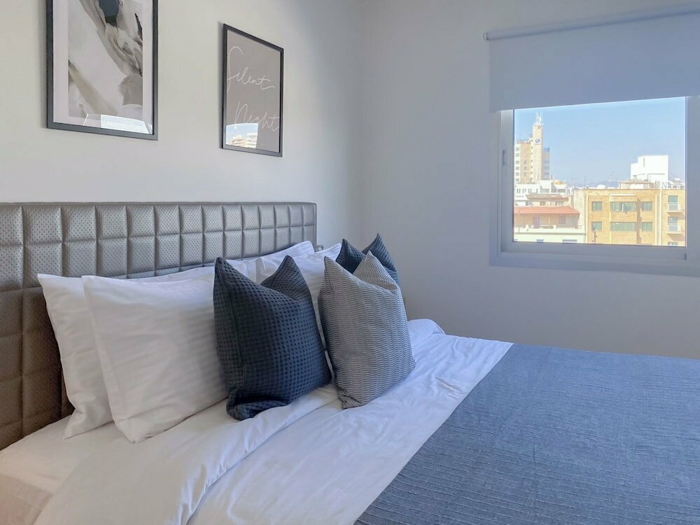 Phaedrus Living Plateia Suite Grigio