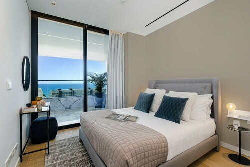 Luxury Private Apartments - Limassol, Boek Appartementenhotel Limassol Hotels met een Zwembad, Zwembad