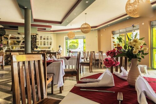 Ekhaya Crescent Hotel, Prenota Hotel Hotel e alloggi a Western Uganda, Hotel