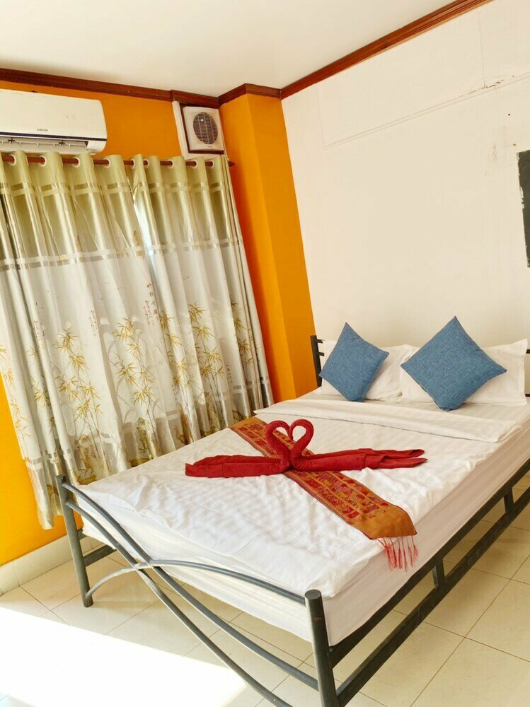 Ali Local Home
