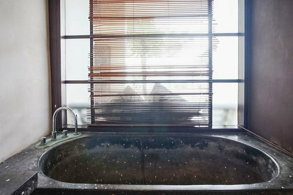 Queen Rose Villa & Spa