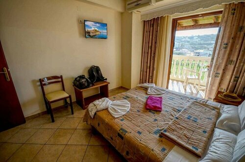 Sunset Blue Agios Stefanos, Забронировать Гостевой дом Отели периферии Ионических островов с бассейном, Бассейн