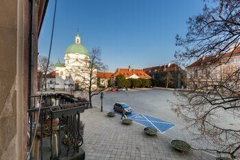 Warsaw Concierge Old Town Square, Забронировать Отель Варшава Мазовецкое воеводство, рядом с Замковая площадь