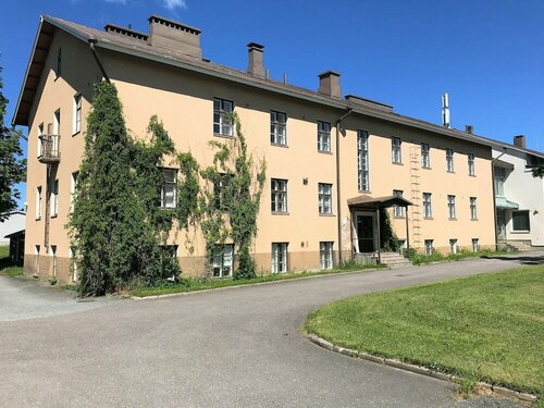 Vanha Maamies, Book Hotel Suonenjoki 