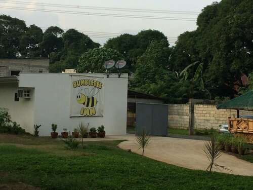 Bumblebee Inn, Book Guesthouse Tanay Rizal