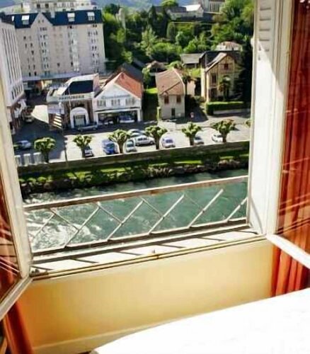 Hôtel Sainte Suzanne, Забронировать Отель Отели Лурд с завтраком, рядом с Место рождения Св. Бернадетты — мельница Боли, Завтраки