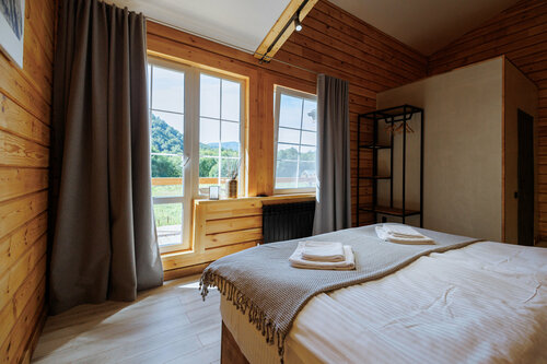 Shalet Dacha Hotel, Rezerwuj Chalet Yelizovo 