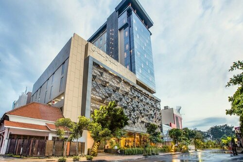 Grand Dafam Surabaya, Book Hotel 4-stjernede hoteller i East Java, 4*