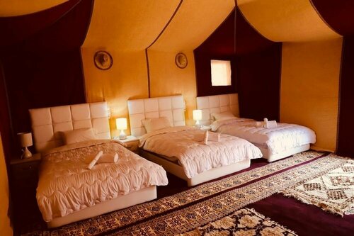 Sleep In Luxury Tent In Desert, Забронировать Гостевой дом Мерзуга Эр-Рашидия