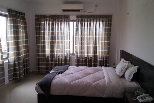 Hotel Little Buddha, Забронировать Отель Лумбини 
