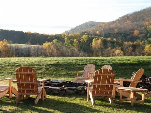 August Lodge Cooperstown, 예약 호텔 쿠퍼스타운 뉴욕주