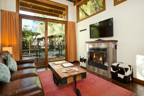 Fireside Resort, Rezervasyon Tatil Köyü Michigan Tatil Köyleri / Resortlar, Tatil Köyü