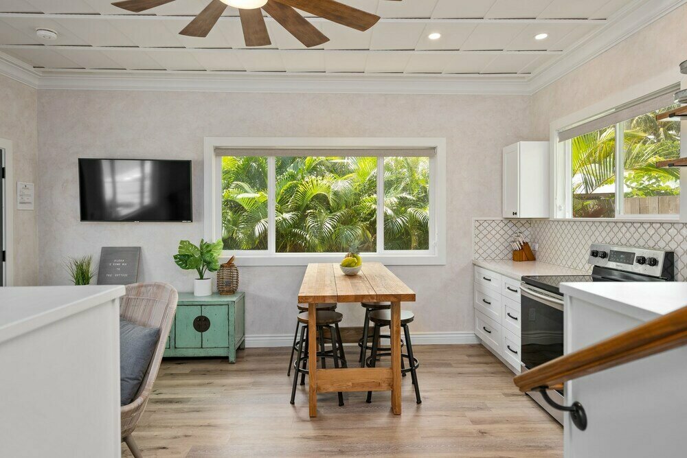 Hale Oahu Cottage by Avantstay Stunning Beachfront Estate