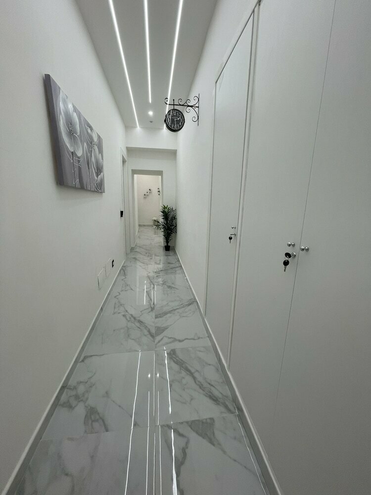 LudBen House
