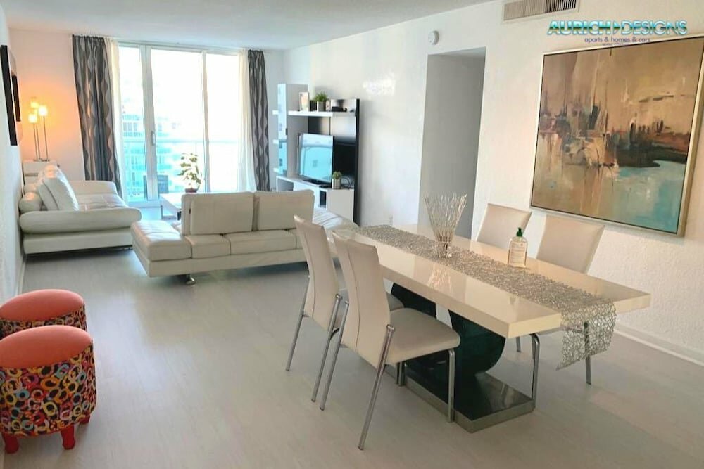 Luxury Beachfront Apartments 4001 S Ocean Dr