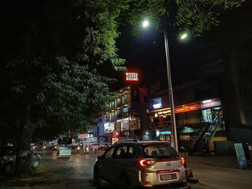 Hotel Lotus, Book Hotel Anand 