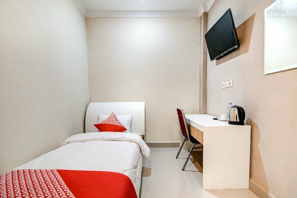 Oyo 90857 Baaraka Syariah Hotel