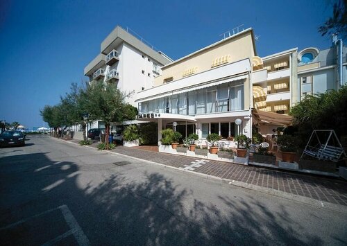 Hotel Antares, Забронировать Отель Мизано-Адриатико Побережье Римини