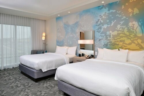 Courtyard by Marriott Charlotte Steele Creek, Забронировать Отель Шарлотт Северная Каролина