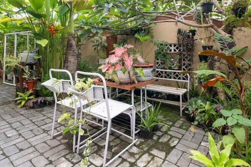 OYO 1806 Puri Arsita Homestay, Boek Hotel Depok 