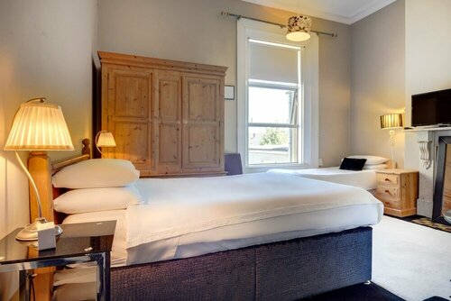 St. Aidens Guesthouse, Забронировать Отель «постель и завтрак»  