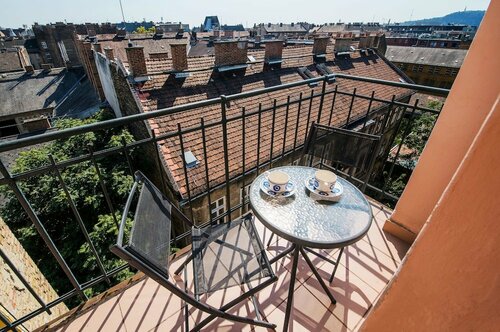 Blaha Nice View Apartment, Забронировать Апартаменты/квартира 08. Йожефварош Будапешт
