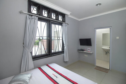 RedDoorz @ Radio Dalam, Book Hotel Hoteller i Jakarta med parkering, Parkering