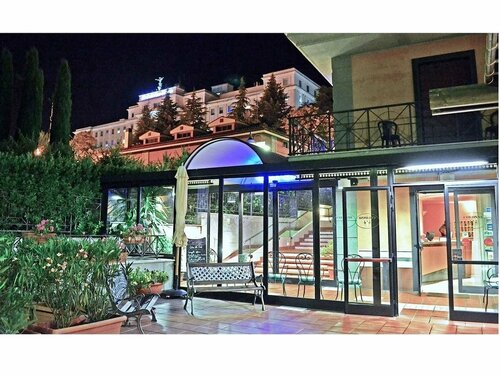 Hotel Colonne, Book Hotel Hotels in Gargano with Breakfast, Breakfasts