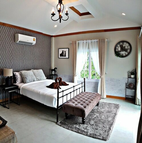 Vanida Antique Home, Забронировать Гостевой дом Саттахип Чонбури