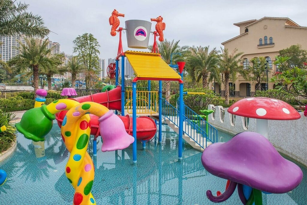 DoubleTree by Hilton Huidong Resort